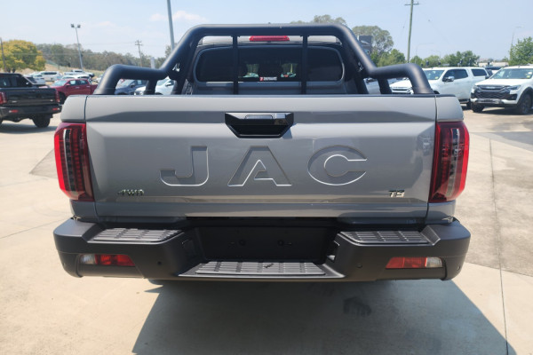 2025 MY24 JAC T9  Haven Ute Image 5