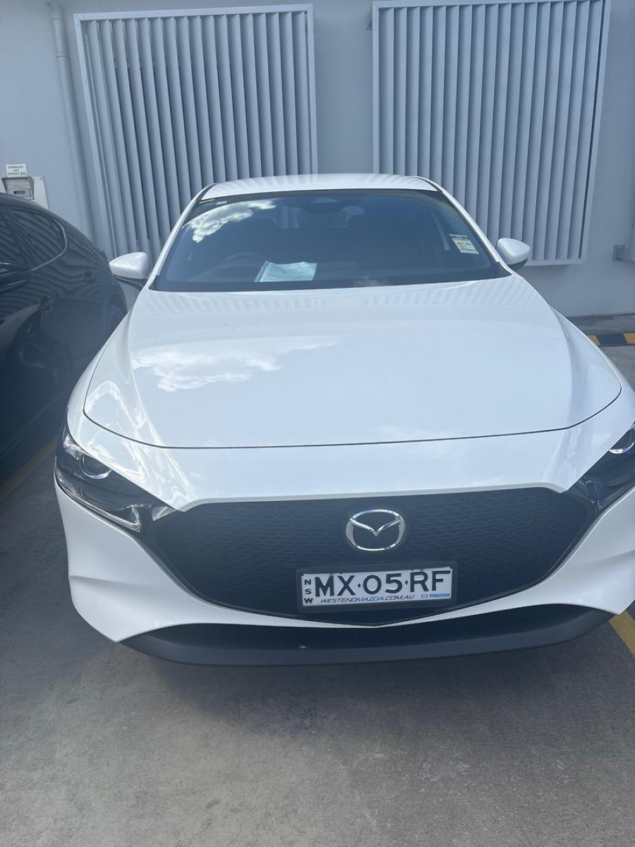 2025 Mazda 3 BP Series G20 Pure Hatch Image 1
