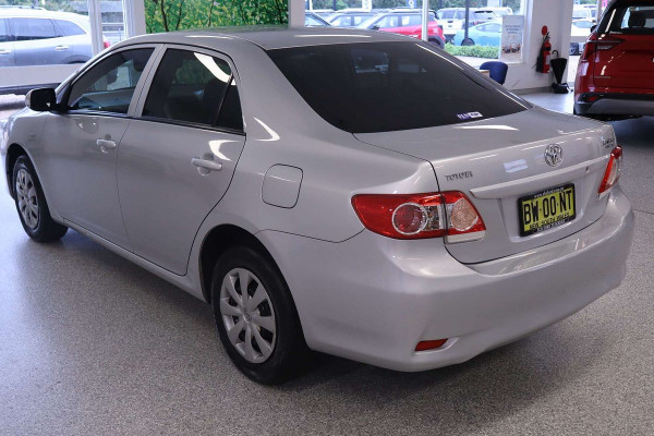 2013 Toyota Corolla ZRE182R Ascent Sedan Image 5