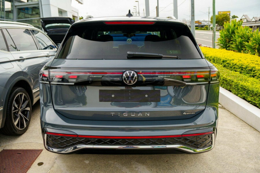 2026 Volkswagen Tiguan CT 195TSI R-Line SUV Image 3