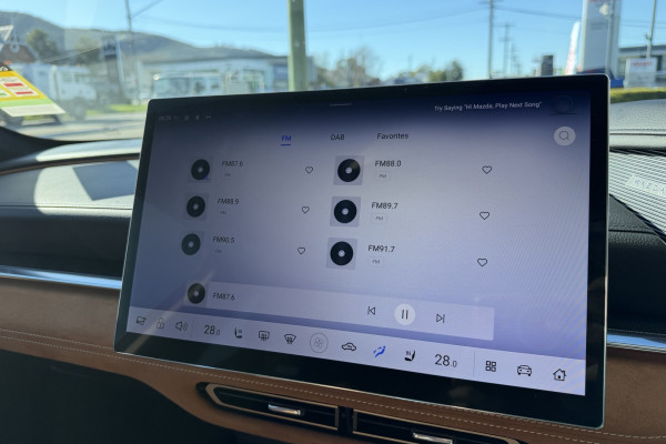 2026 Mazda 6e  E35 Atenza Hatch Image 22