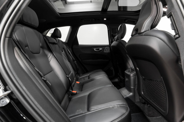 2026 Volvo XC60 UZ T8 Ultra Plug-in-hybrid AWD SUV Image 17