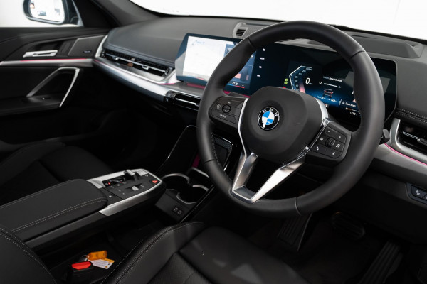 2026 BMW X1 U11 sDrive20i SUV image 6