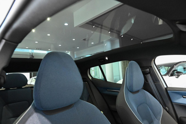 2023 MY24 Volvo EX30  Single Motor Extended Range Ultra SUV Image 6