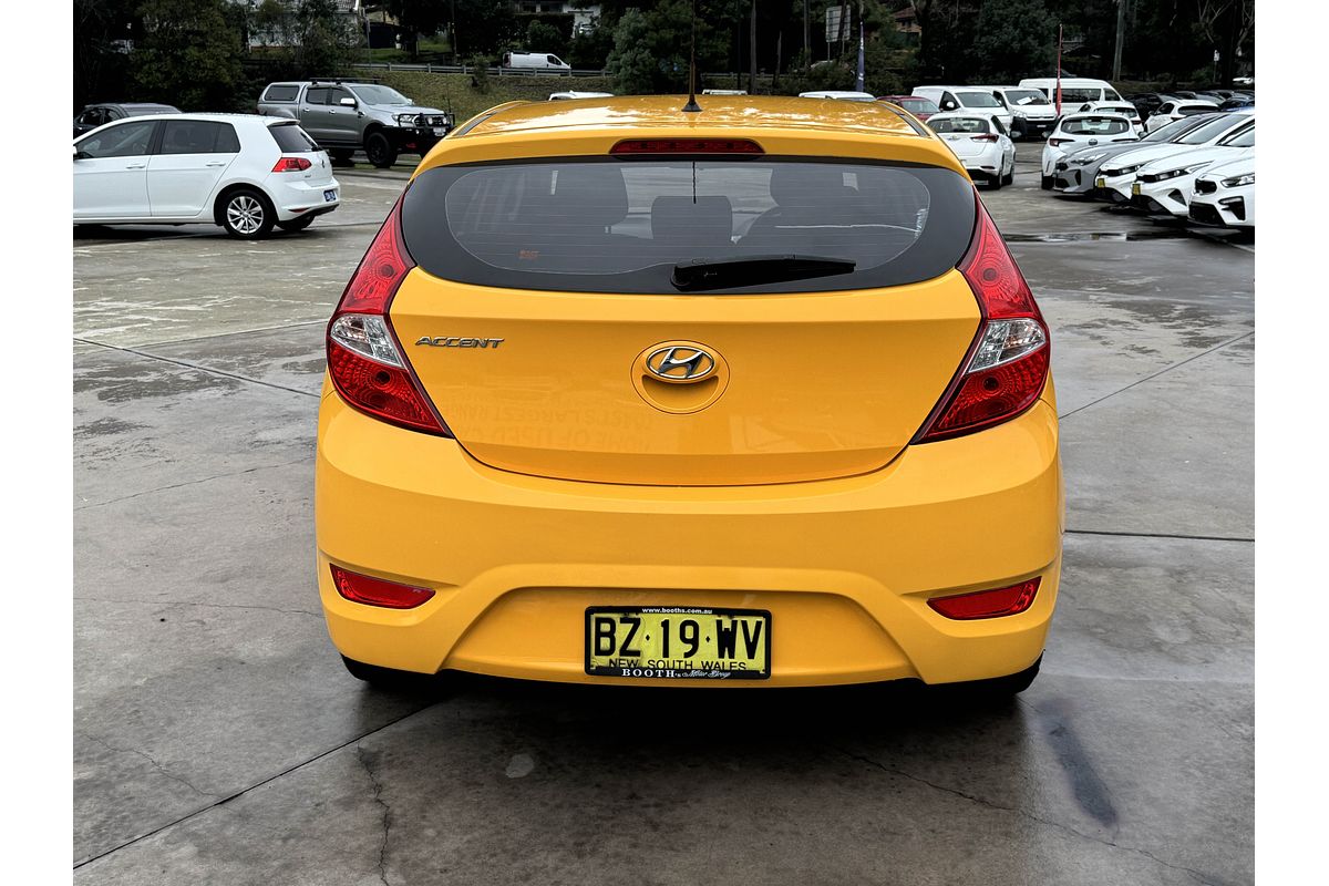 2014 Hyundai Accent RB2 Active Hatch Image 4