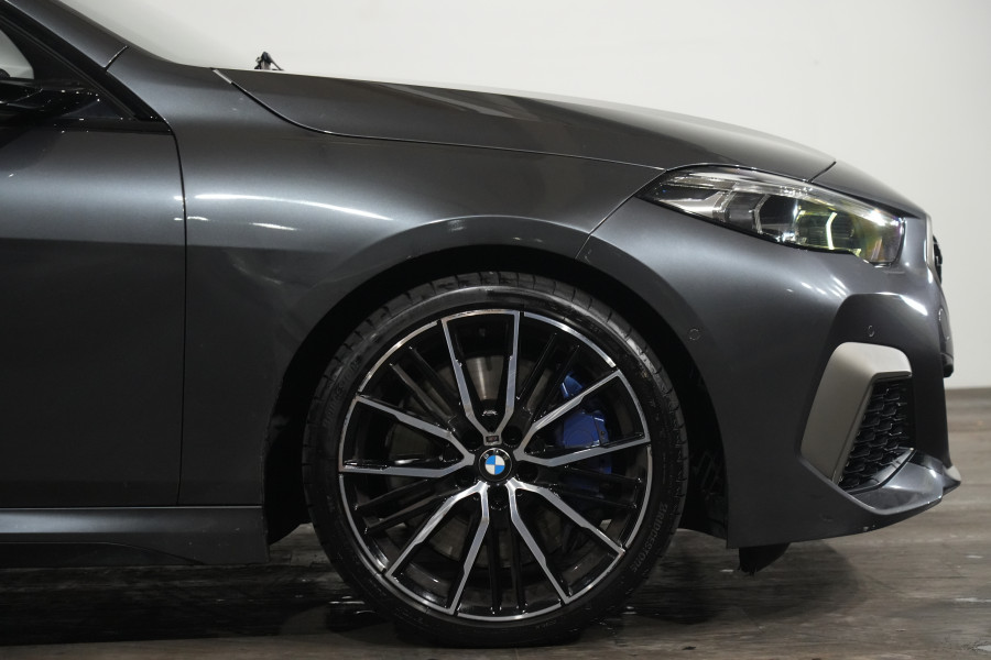 2021 BMW 2 Series M235i xDrive Coupe Image 5