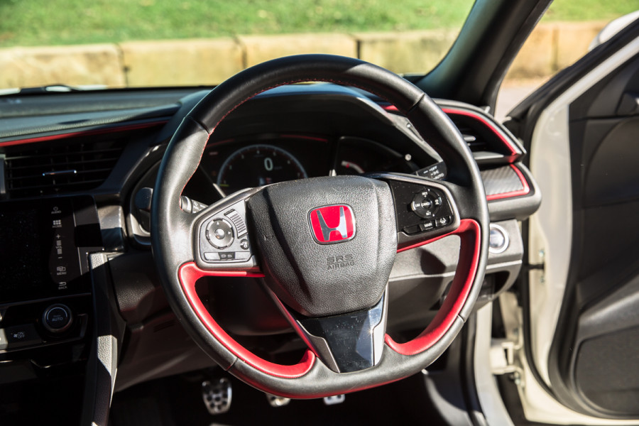 2017 Honda Civic 10th Gen  Type Type R Hatch Image 22