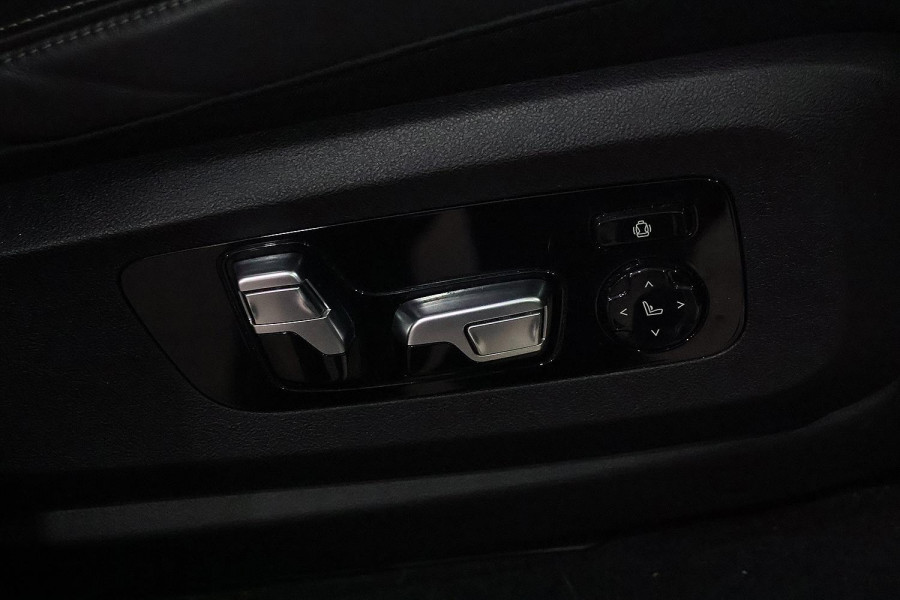 2022 BMW X7 G07 M50i SUV