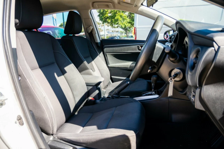 2016 Toyota Corolla ZRE182R Ascent Sedan Image 16