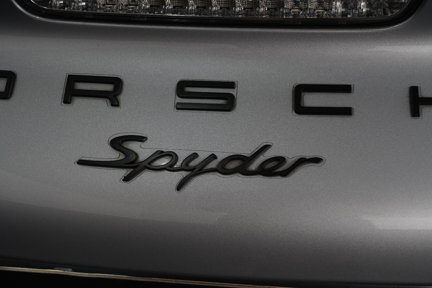2016 Porsche Boxster Spyder Convertible Image 21