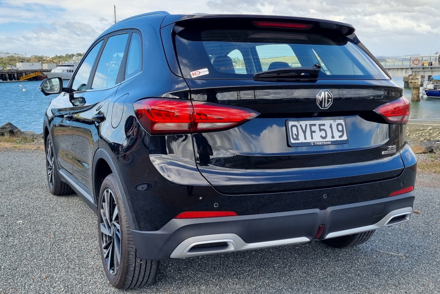 2024 MG ZS Essence 1.5P/Hybrid SUV Image 8
