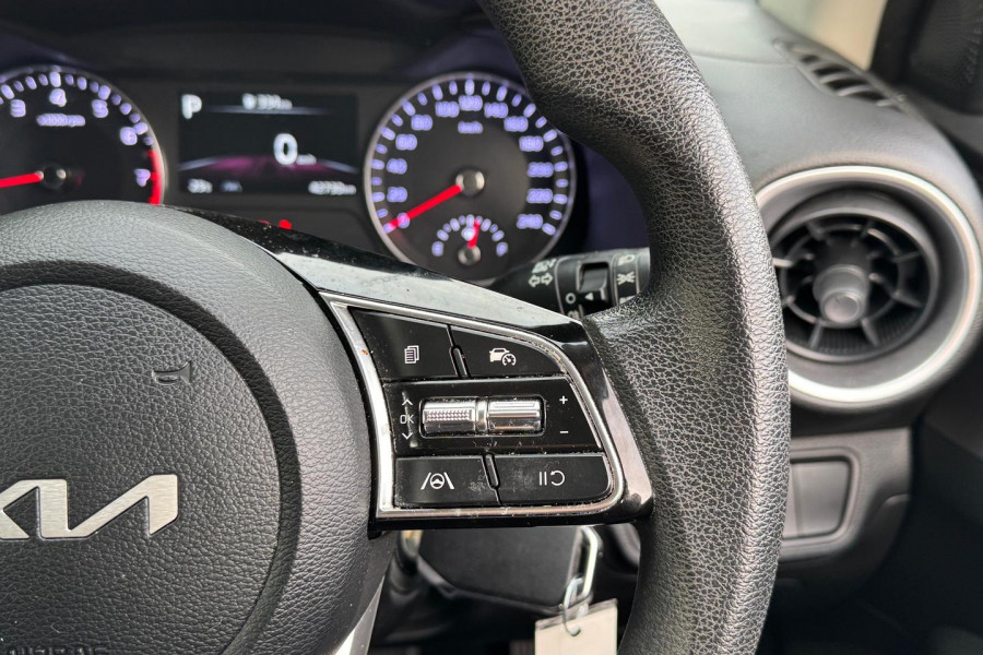 2021 MY1  Kia Cerato BD Sport Hatch Image 13