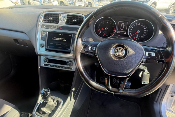 2017 MY17.5 Volkswagen Polo 6R 81TSI Urban + Hatch Image 16