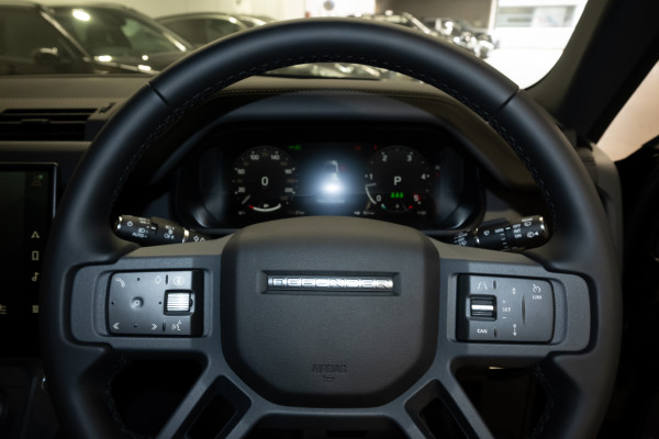 2026 Land Rover Defender L663 110 D350 X-Dynamic HSE SUV image 12