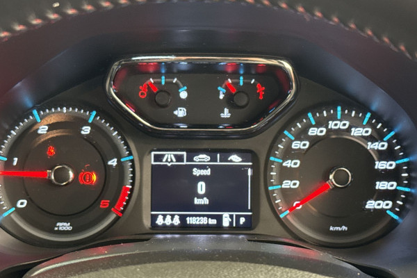 2020 MY18 HSV Colorado RG SportsCat Ute Image 5