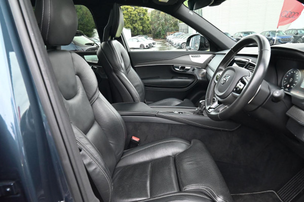2020 Volvo XC90 L Series D5 R-Design SUV Image 15