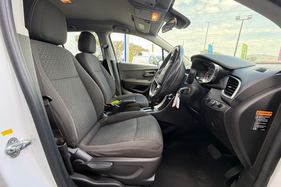 2020 Holden Trax TJ LS Wagon Image 9