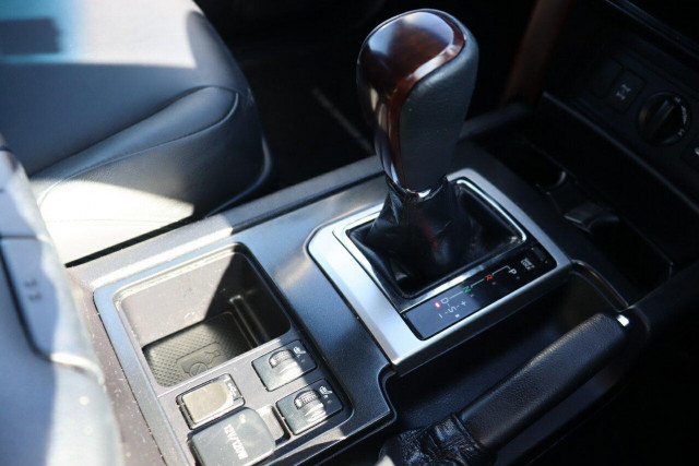 2017 Toyota LandCruiser Prado GDJ150R VX SUV Image 33