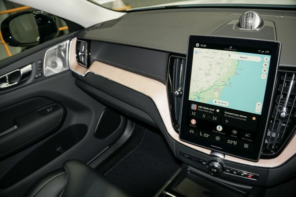 2026 Volvo XC60 UZ Ultra B5 Dark SUV Image 10