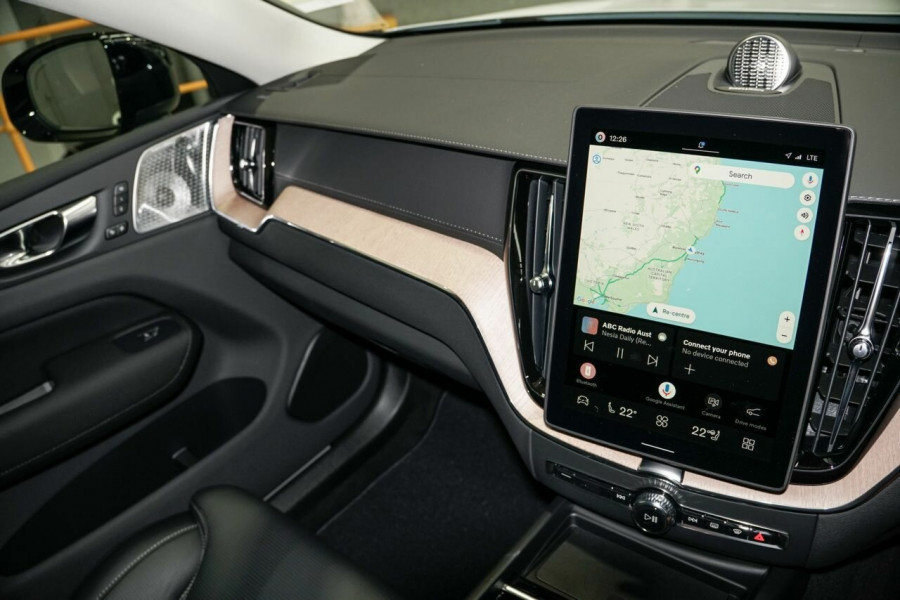 2026 Volvo XC60 UZ Ultra B5 Dark SUV Image 10