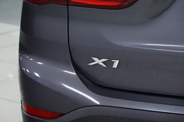 2018 BMW X1 F48 xDrive25i SUV image 4