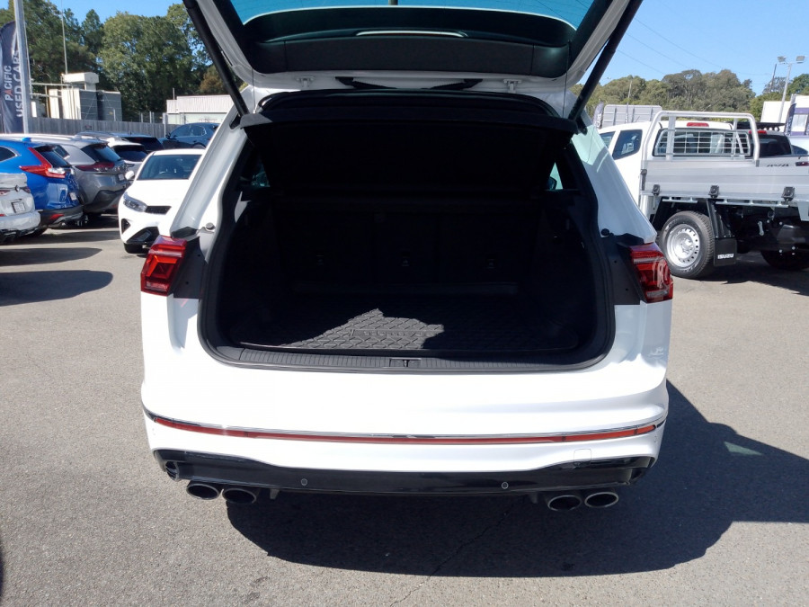 2022 Volkswagen Tiguan 5N (R) R SUV Image 17