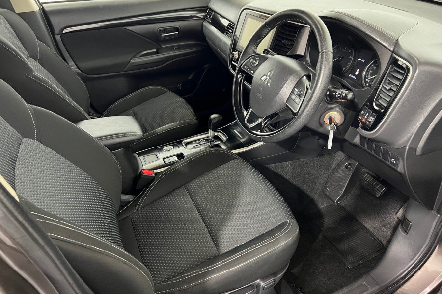 2019 Mitsubishi Outlander ZL ES Wagon Image 8
