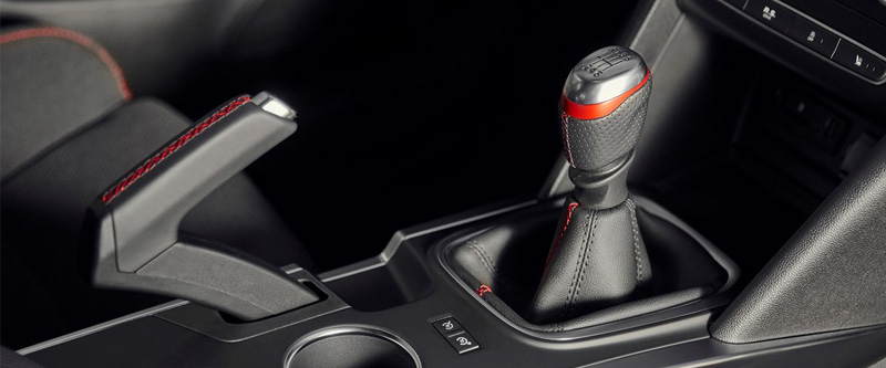 Megane R.S. Renault Sport engineered manual gearbox