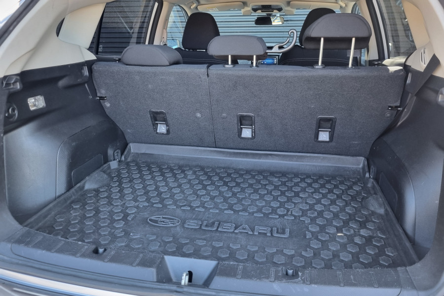 2017 Subaru Impreza G5 2.0i Premium Hatch Image 10