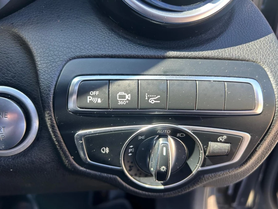 2017 Mercedes-Benz C-Class W205 C220 CDI Sports Sedan Image 18