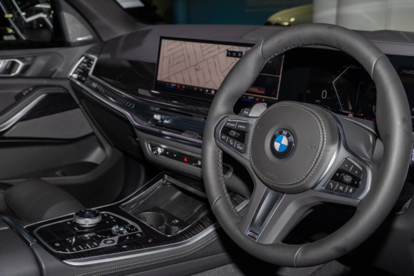2026 BMW X5 G05 LCI xDrive30d M Sport SUV image 7