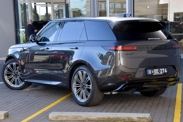 2026 Land Rover Range Rover Sport L461 D300 Dynamic SE SUV