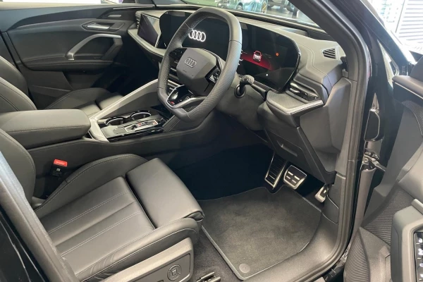 2025 MY26 Audi Q7 4M TDI 170kW SUV Image 16