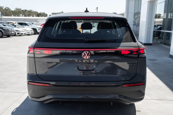 2025 MY26 Volkswagen Tayron R4 150TSI Life SUV Image 5