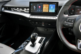 2024 MG MG5 AP32 Essence Sedan