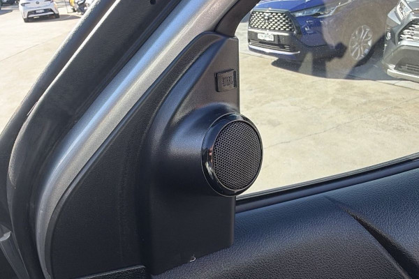 2022 Toyota HiLux GUN126R Rogue Ute Image 22