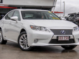 Lexus Es Luxury AVV60R 300h