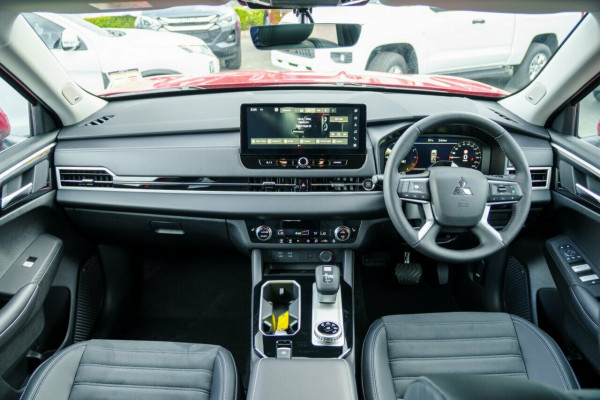 2025 Mitsubishi Outlander ZM Aspire SUV Image 19