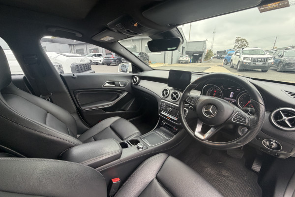 2016 MY17 Mercedes-Benz CLA-Class X117 807MY CLA200 Wagon Image 16