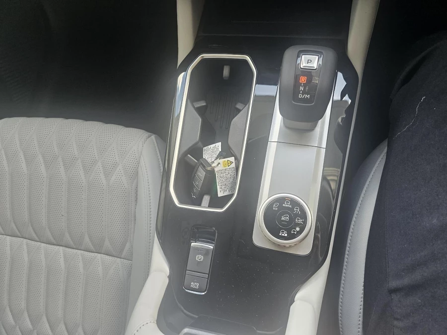 2025 Mitsubishi Outlander ZM Exceed SUV Image 24