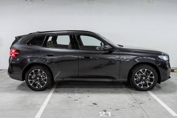2026 BMW X3 G45 20 xDrive SUV image 3