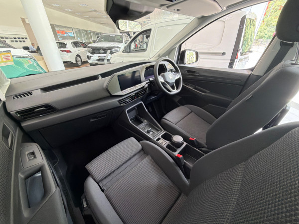 2026 Volkswagen Caddy 5 Maxi Van Van image 2