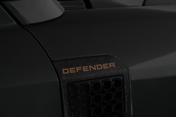 2025 Land Rover Defender L663 110 P635 OCTA SUV Image 30