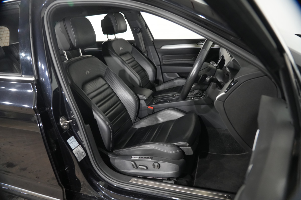 2023 Volkswagen Passat 206TSI R-Line SUV