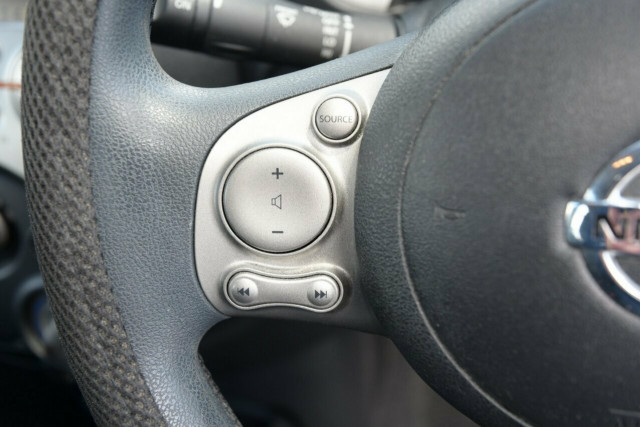 2011 Nissan Micra ST-L 12 of 19