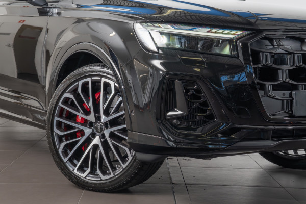 2025 Audi SQ7 4M TFSI SUV image 5