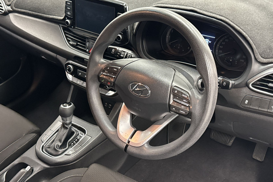 2017 MY18 Hyundai i30 PD Active Hatch Image 18