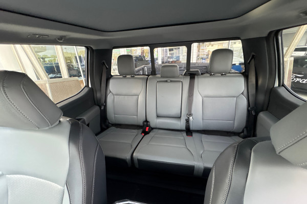 2023 Ford F-150  Lariat Dual Cab Image 14