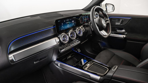 2025 Mercedes-Benz GLB-Class X247 GLB200 SUV image 7