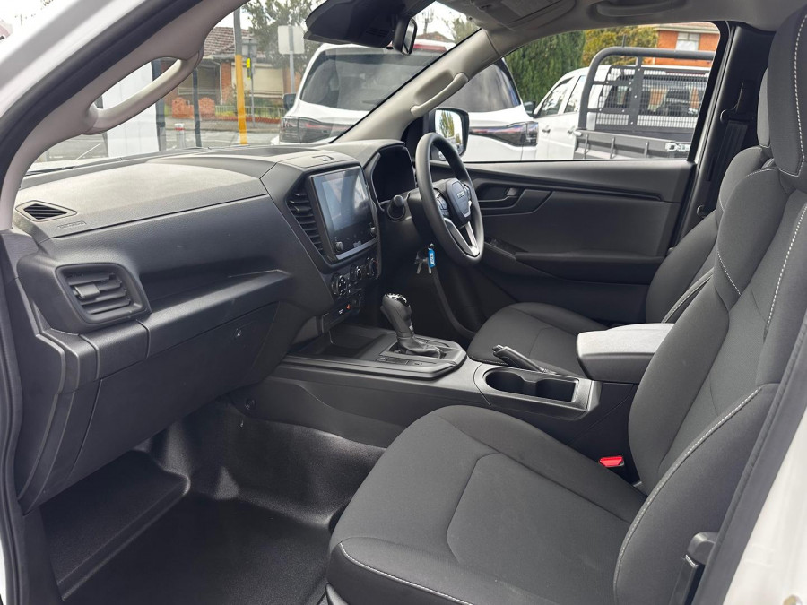 2026 MY25.5 Isuzu D-MAX RG SX Cab Chassis Image 21